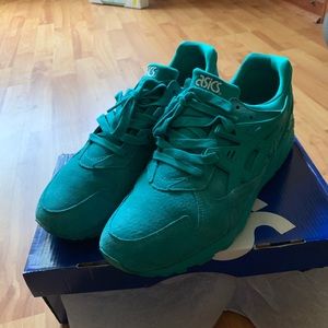 ASICS Kayano Trainer